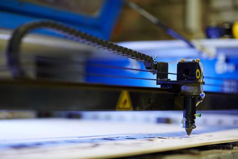 Learn CNC Laser Options: Facts and Knowledge on Fiber vs CO₂ Systems