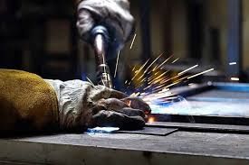 Guide to Stainless Steel Fabrication: Explore Strength & Versatility in Modern Construction
